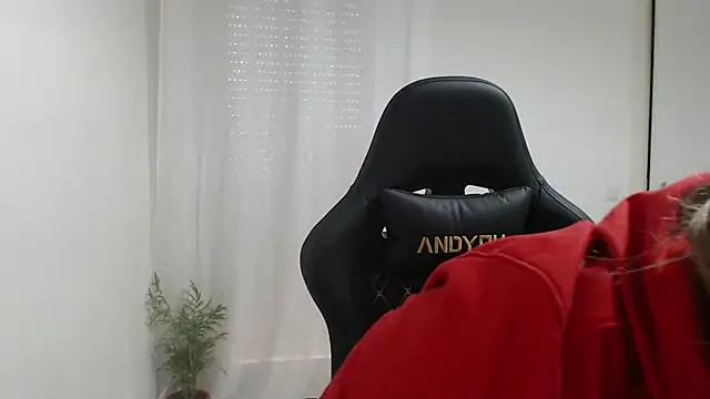 Genesisgems11  online show from 02.24.25