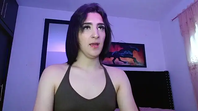 Triana Damelio online show from 10.18.25