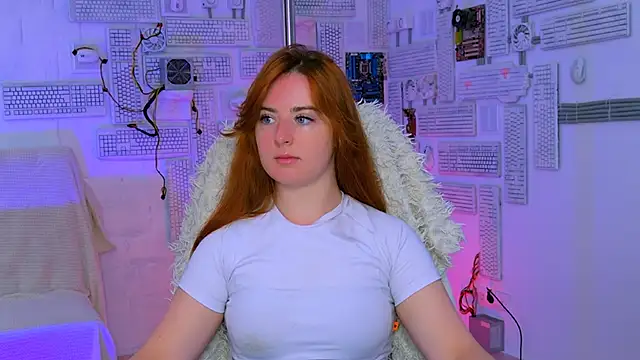 Snapshot of AnnTerry_ chatting on 06.20.26 AnnTerry online show from 06.20.26