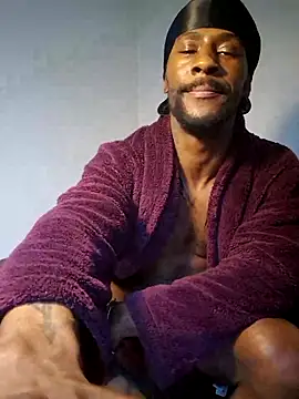 Snapshot of chocolateman chatting on 01.28.25 chocolateman online show from 01.28.25
