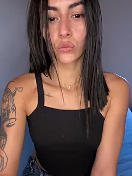 emilie xx  online show from 03.27.26