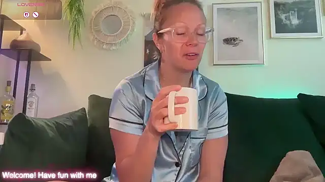 MelodyRoseUk online show from 05.19.26