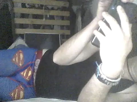 Snapshot of frank32love chatting on 01.14.25 frank32love online show from 01.14.25