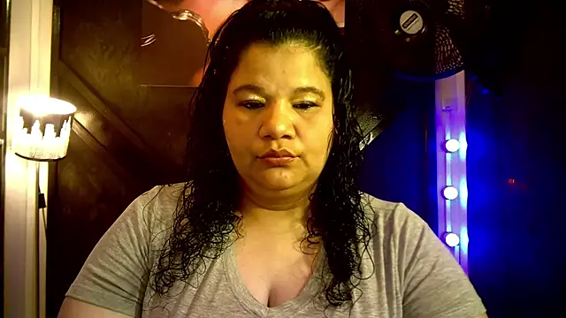 Snapshot of may_prg chatting on 12.03.24 may prg online show from 12.03.24