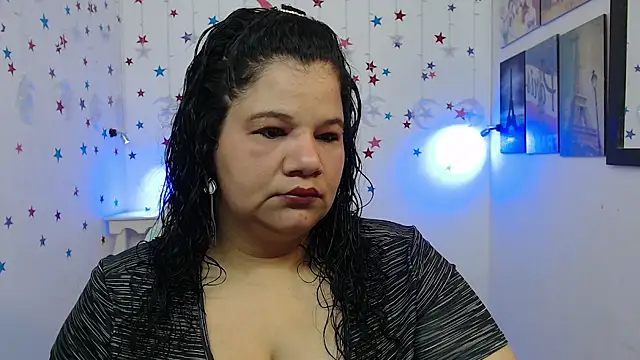 Snapshot of may_prg chatting on 12.04.24 may prg online show from 12.04.24