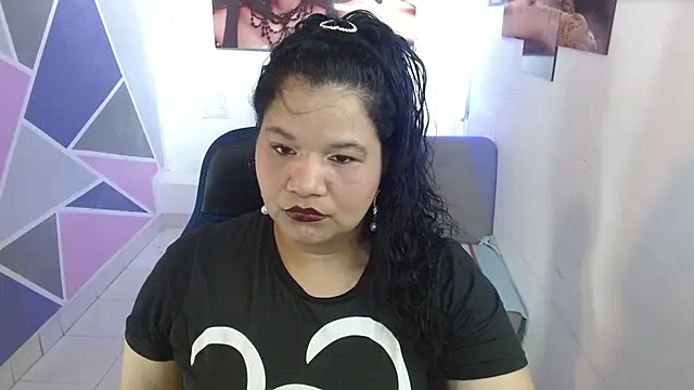 Snapshot of may_prg chatting on 12.11.24 may prg online show from 12.11.24