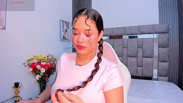 zulyjones online show from 11.20.25