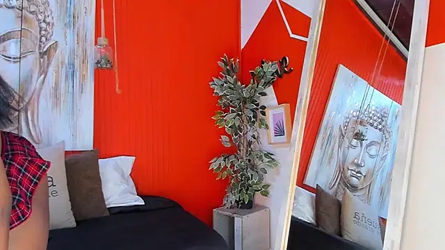 grace miller03 online show from 10.21.25