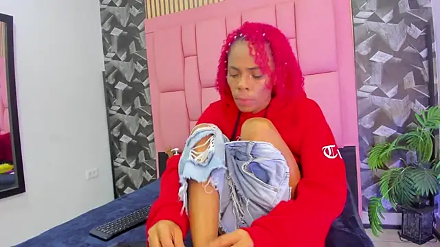 Brithanyslim online show from 01.16.26