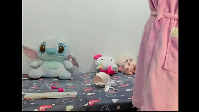 Snapshot of tamy_ian chatting on 02.25.26 tamy ian online show from 02.25.26