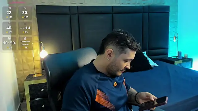 JossAckland online show from 01.17.25