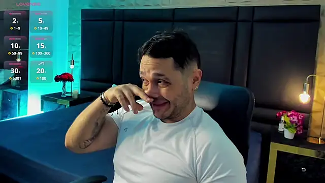 JossAckland online show from 01.26.25