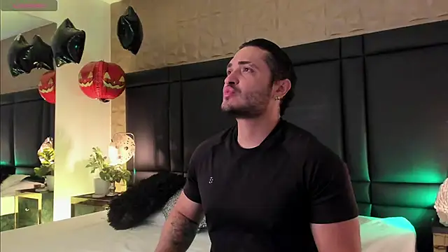 JossAckland online show from 10.18.25