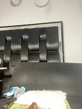 Snapshot of chiquimaturesexy chatting on 03.17.25 chiquimaturesexy online show from 03.17.25