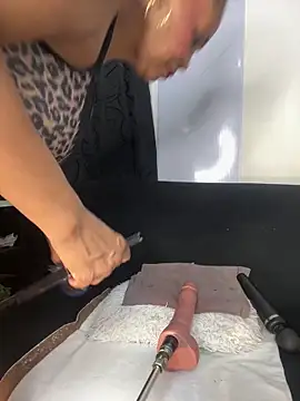 chiquimaturesexy online show from 02.11.26