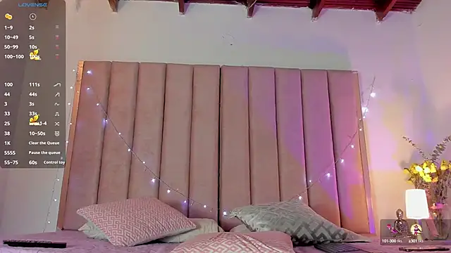 Snapshot of VICTORIA_RASH chatting on 12.21.24 VICTORIA RASH online show from 12.21.24