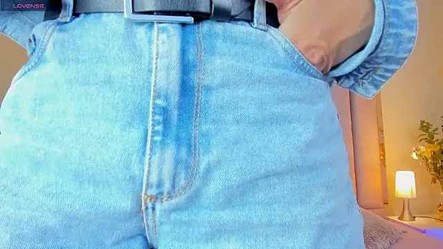 VICTORIA RASH online show from 03.19.26