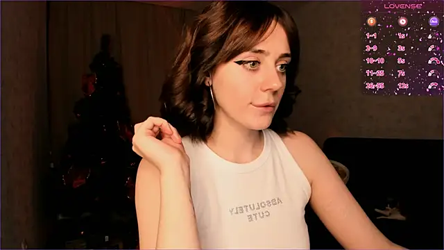 Emmi Flowers online show from 12.08.24