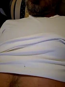 Snapshot of 1talianBeutifulCock chatting on 12.08.24 1talianBeutifulCock online show from 12.08.24