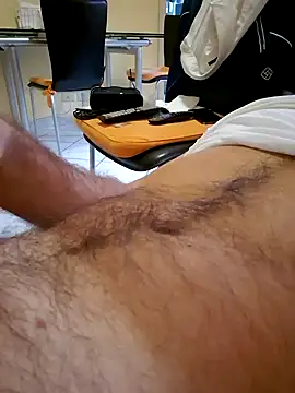 Snapshot of 1talianBeutifulCock chatting on 01.07.25 1talianBeutifulCock online show from 01.07.25