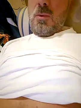 Snapshot of 1talianBeutifulCock chatting on 01.08.25 1talianBeutifulCock online show from 01.08.25