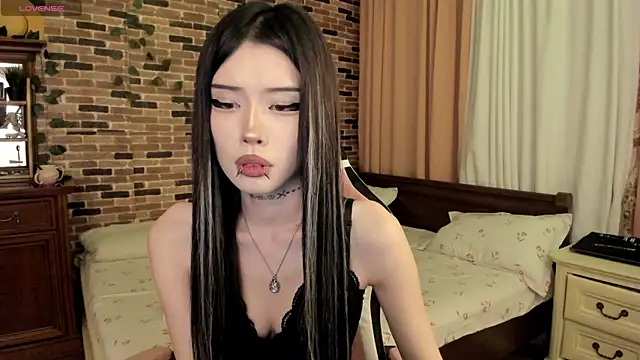 Velvetsky 1 online show from 11.17.25