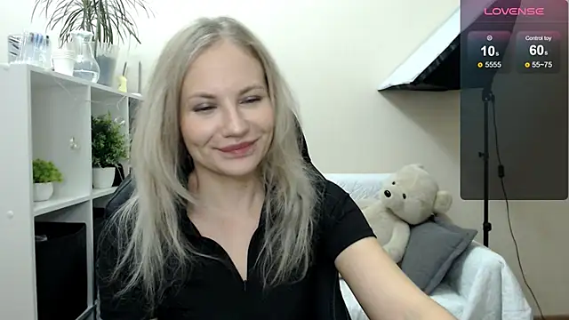 Sunny bunny6 online show from 10.15.25