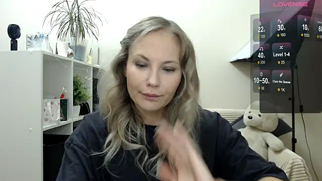 Sunny bunny6 online show from 11.26.25