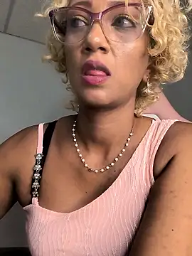 Amaliu  online show from 04.14.26