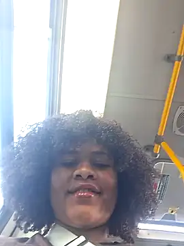 DANIELA MICHEL online show from 02.01.25