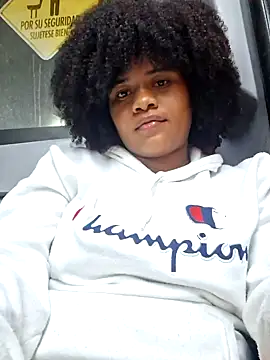 DANIELA MICHEL online show from 02.06.25