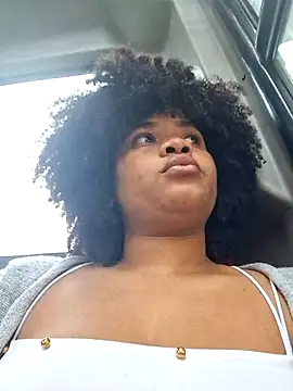 DANIELA MICHEL online show from 02.14.25