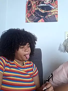 DANIELA MICHEL online show from 02.15.25