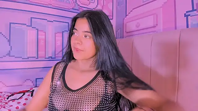 Snapshot of _18alice chatting on 02.11.25 18alice online show from 02.11.25