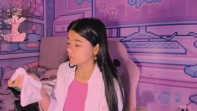 Snapshot of _18alice chatting on 02.15.25 18alice online show from 02.15.25