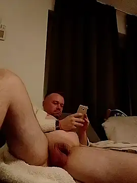 mikaaaaase online show from 10.27.25