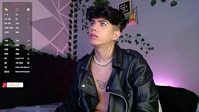 LyleBennett  online show from 12.09.24