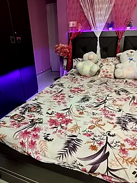 Snapshot of Sexy_Baby-Doll chatting on 10.17.25 Sexy Baby-Doll online show from 10.17.25