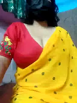 BERRY 00 online show from 02.03.25