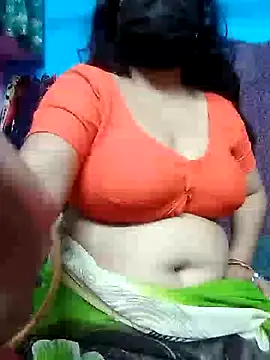 BERRY 00 online show from 02.07.25