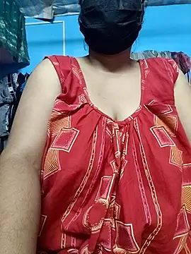 BERRY 00 online show from 11.03.25