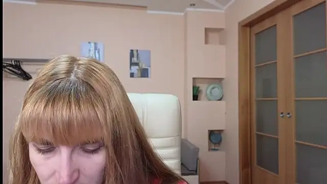 Snapshot of Nika_Kitten chatting on 01.22.25 Nika Kitten online show from 01.22.25