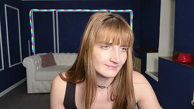 Snapshot of Nika_Kitten chatting on 03.05.25 Nika Kitten online show from 03.05.25