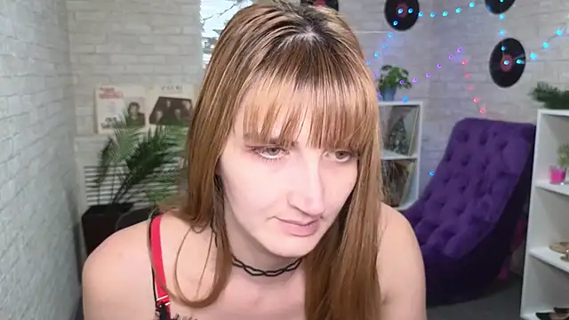 Snapshot of Nika_Kitten chatting on 03.06.25 Nika Kitten online show from 03.06.25
