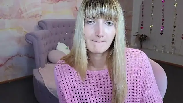 Snapshot of Nika_Kitten chatting on 09.21.25 Nika Kitten online show from 09.21.25
