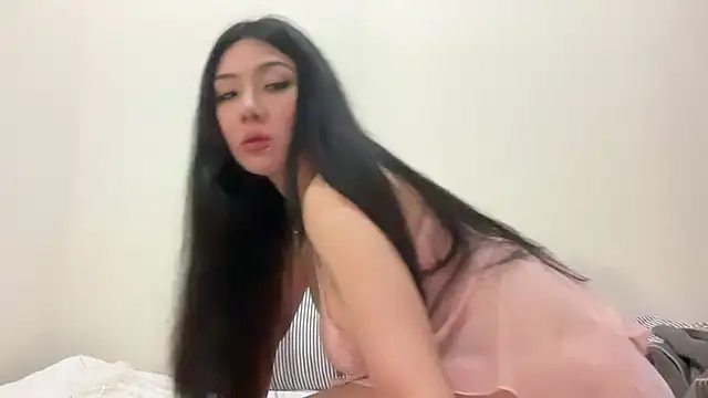 Snapshot of MissRegina chatting on 02.25.25 MissRegina online show from 02.25.25