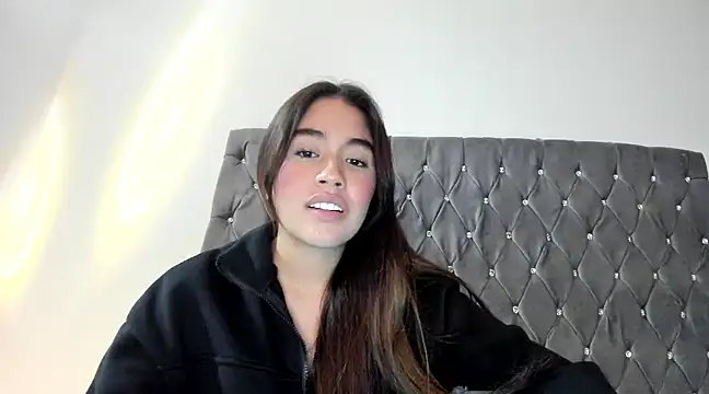 Snapshot of AriaMontgomery chatting on 01.23.25 AriaMontgomery online show from 01.23.25