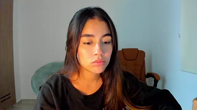 Snapshot of AriaMontgomery chatting on 02.24.25 AriaMontgomery online show from 02.24.25