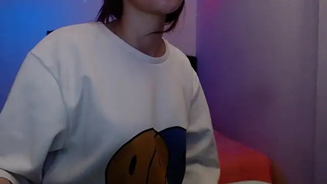 holy juli online show from 04.19.26