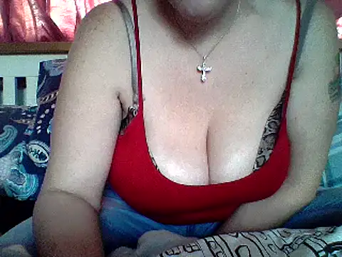 Snapshot of sexylady1983 chatting on 01.14.25 sexylady1983 online show from 01.14.25